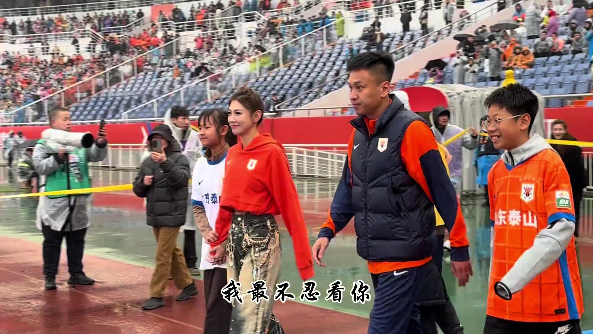 1314解体!张弛退役仪式,王大雷动容落泪