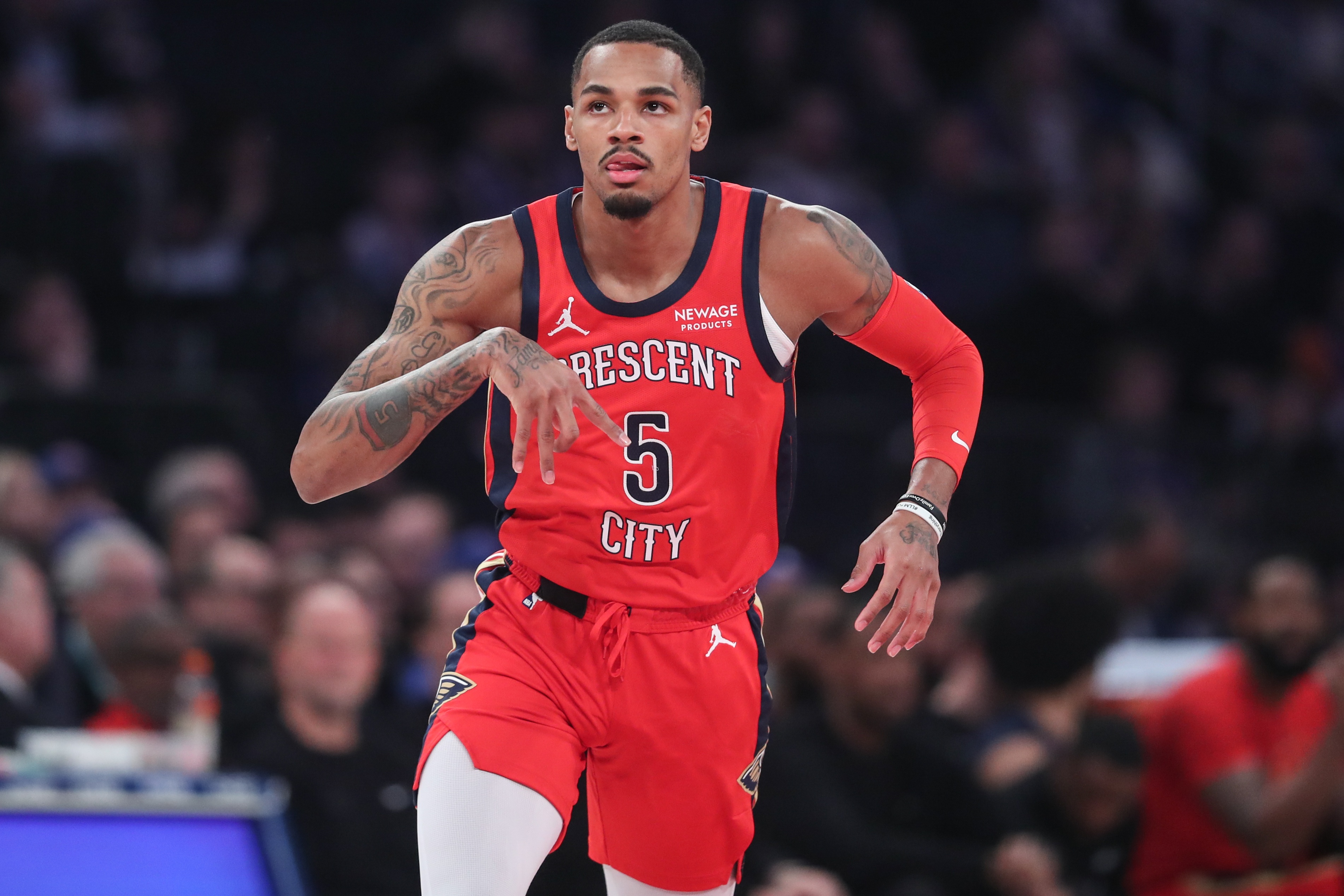 世俱杯网址-填满数据栏!德章泰·穆雷14中8得19分4板6助1断1帽 得分全队最高